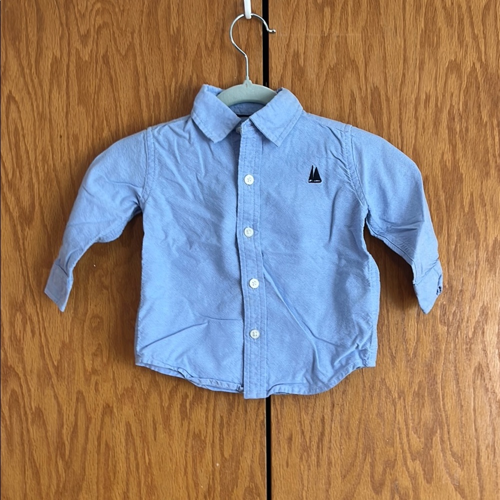 Janie and Jack 6-12 month boys Blue button-down Shirt with Sailboat Logo